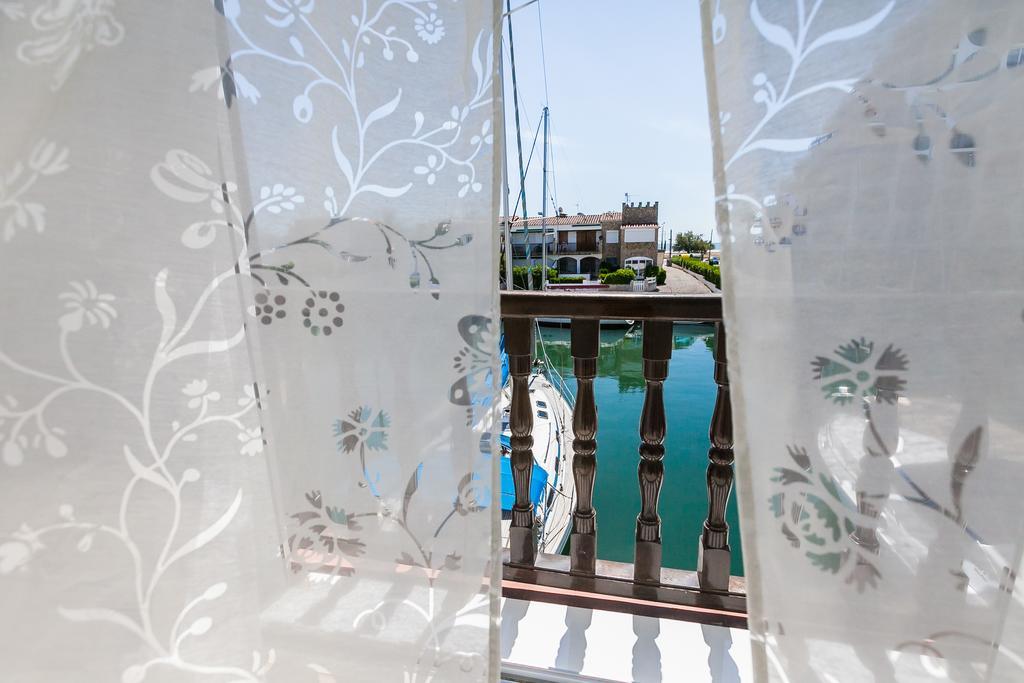 Vista Roses Mar - Casa Pescador Villa Емпуриабрава Екстериор снимка